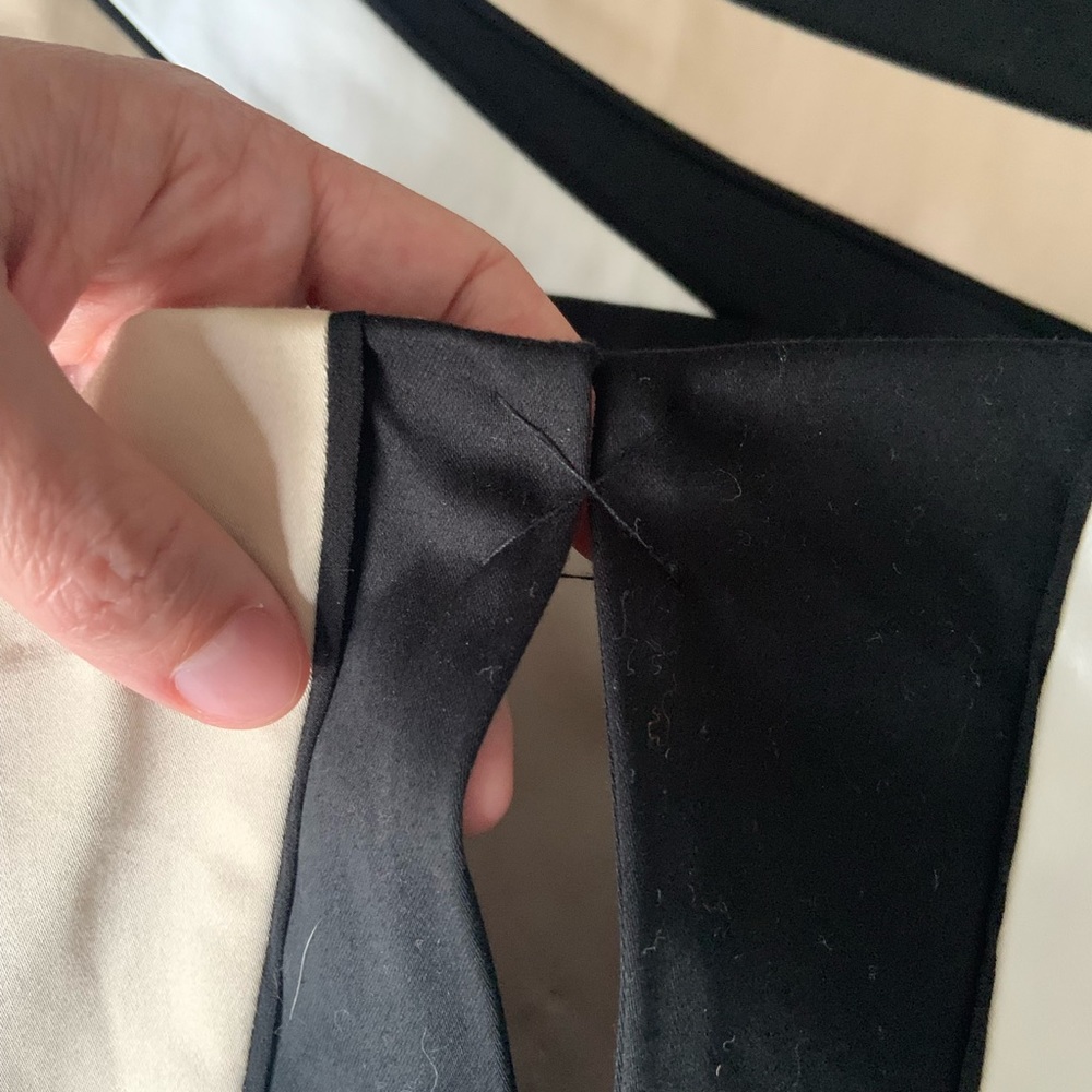 White House Black Market Pencil Skirt - Picture 6 of 8